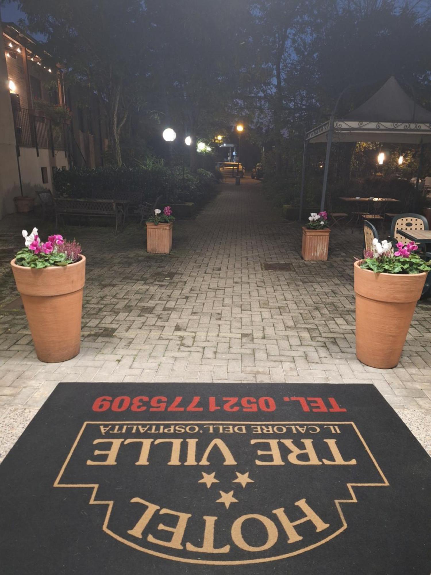 Hotel Tre Ville Parma Esterno foto