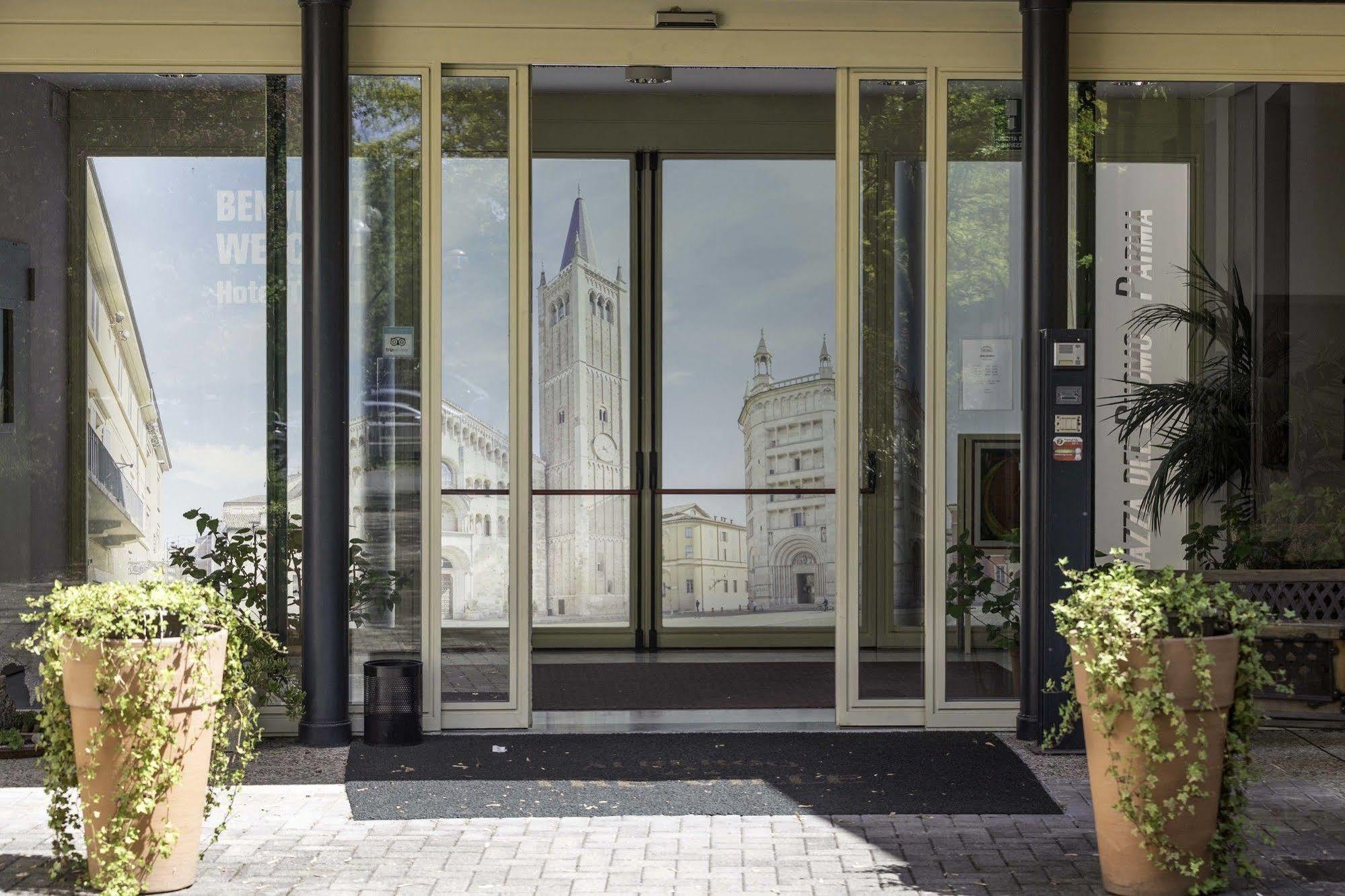 Hotel Tre Ville Parma Esterno foto